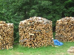 HH wood stacking?