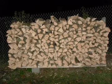 [Hearth.com] Stacking on a hill