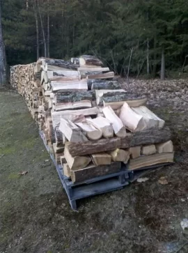[Hearth.com] Stacking on a hill