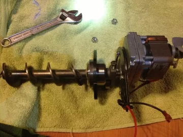 Motorauger.jpg Motorauger.jpg