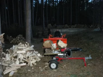 [Hearth.com] Soft Maple, I'll split this stuff all day long