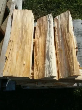 [Hearth.com] wood id please (free wood score)