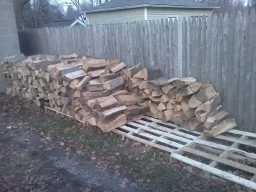 [Hearth.com] AC Dropped of some wood today.
