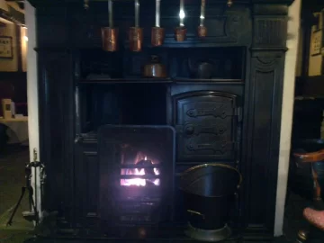 [Hearth.com] Country pub & range.