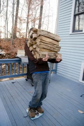 [Hearth.com] 40 pounds of Cottonwood next to 40 pounds of Beech!