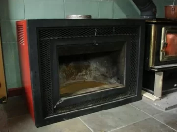 [Hearth.com] Can you id this stove?