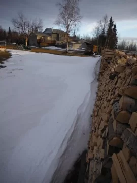 [Hearth.com] 43° & wood stacks full of snow/ pictures