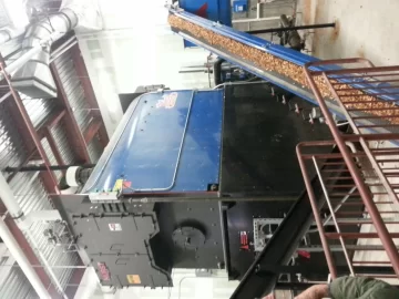 [Hearth.com] Massive wood chip boiler