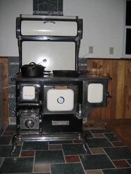 Wood stove / Bakers oven
