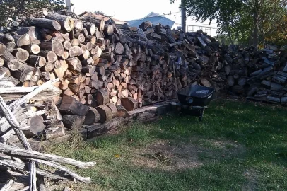 [Hearth.com] Anyone else provide wood for another burner