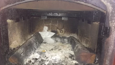 [Hearth.com] Pics of stove and chimney - thoughts?
