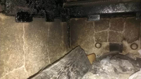 [Hearth.com] Pics of stove and chimney - thoughts?