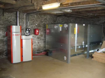 Lethal carbon monoxide poisoning in wood pellet storerooms