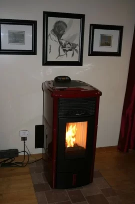 [Hearth.com] The Lady in Red