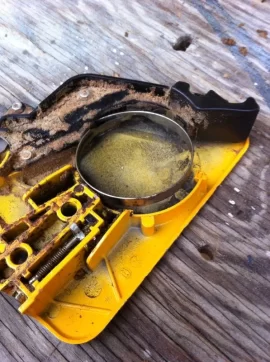 [Hearth.com] Help with a poulan 5020 clutch cover?