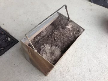 [Hearth.com] P61 First Fines Box Cleaning