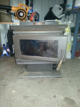 [Hearth.com] Father in-law delivers the goods - Free wood heater.