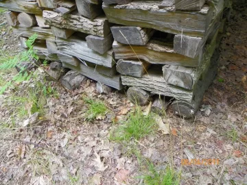 [Hearth.com] how to keep pallets off the ground