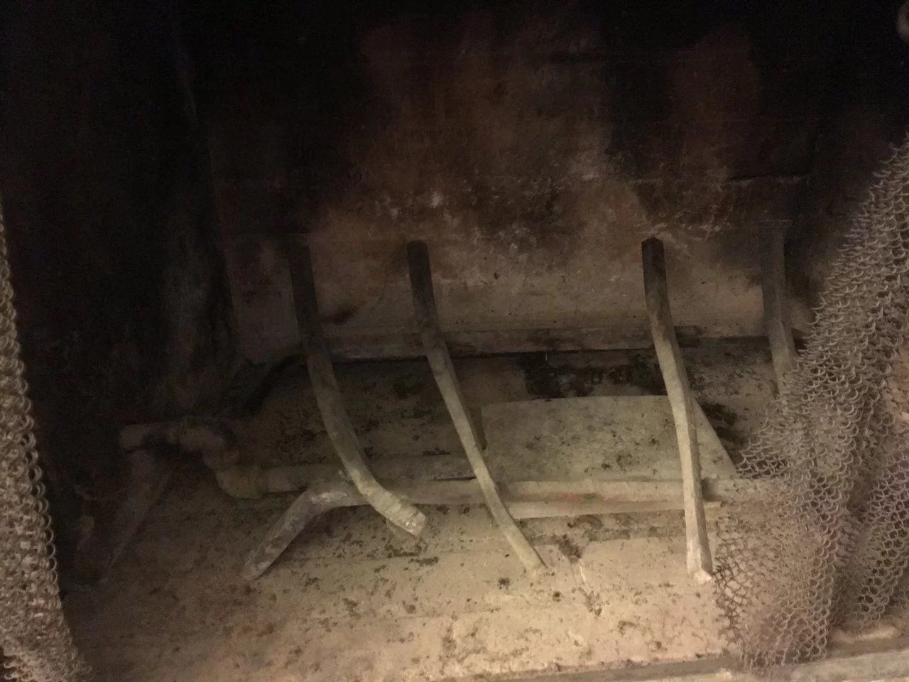 Fireplace without logs