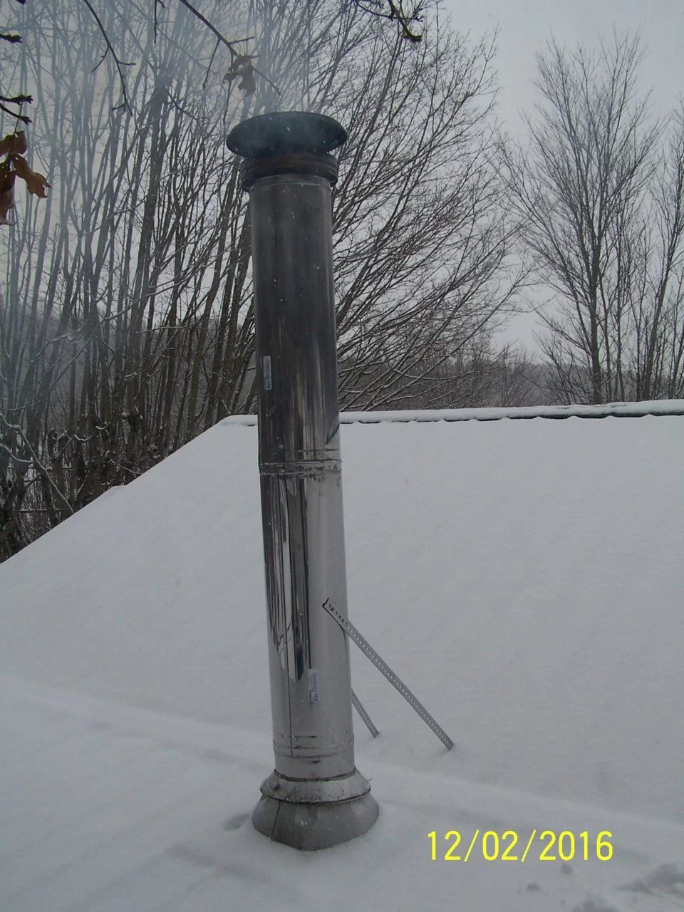 Outside flue pipe