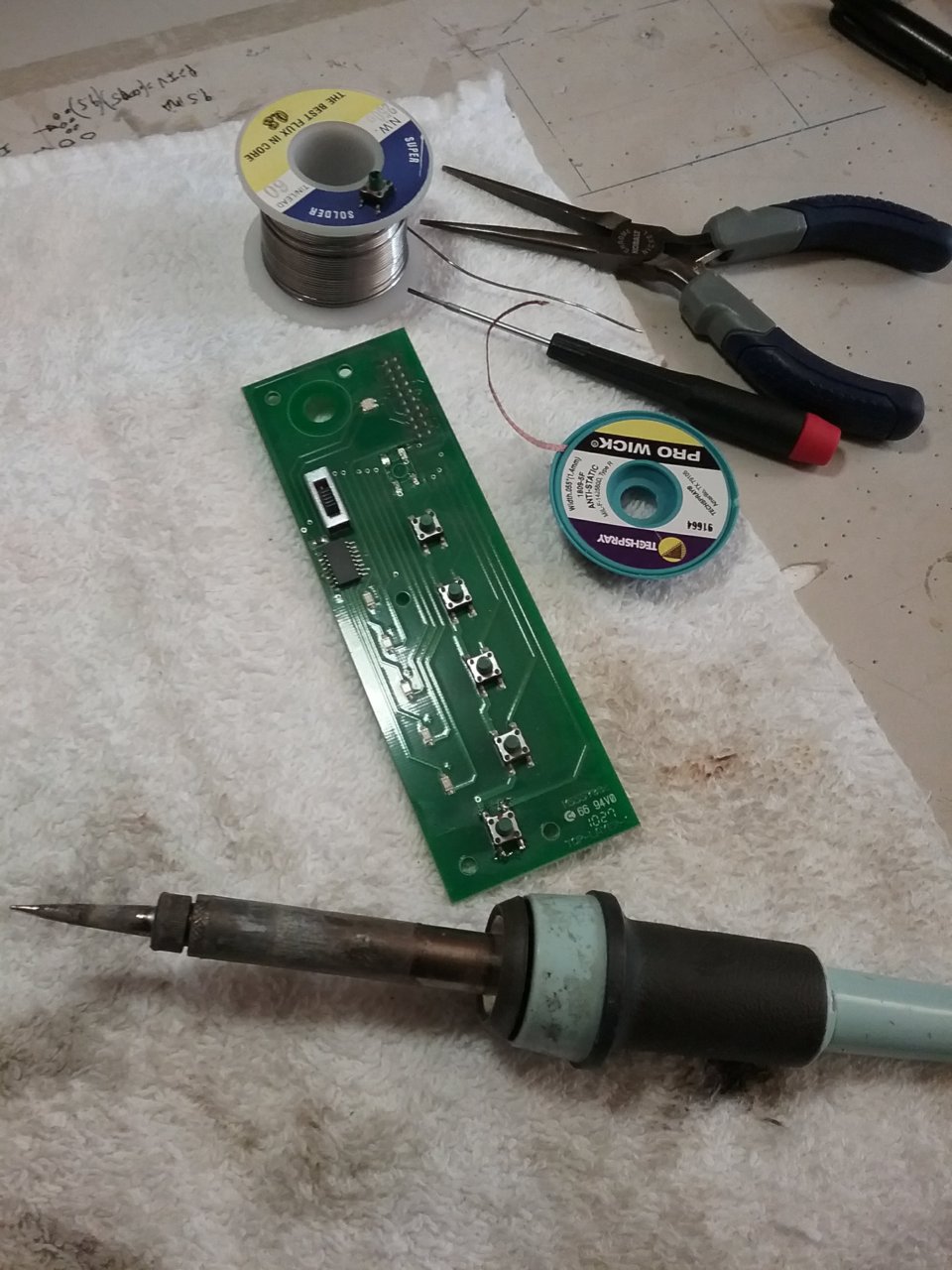 Tools for the soldering/desoldering job