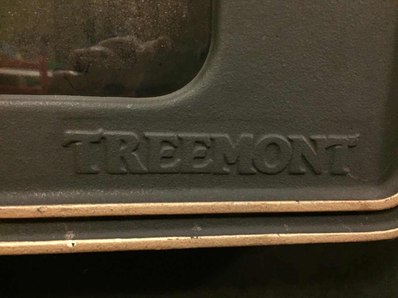 Treemont Logo