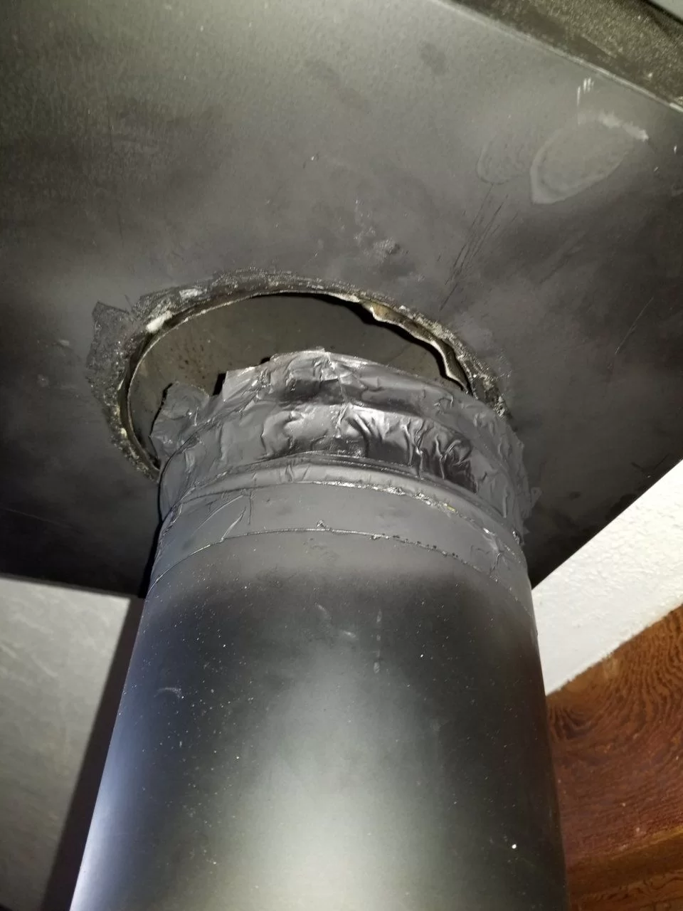 Wood stove pipe break