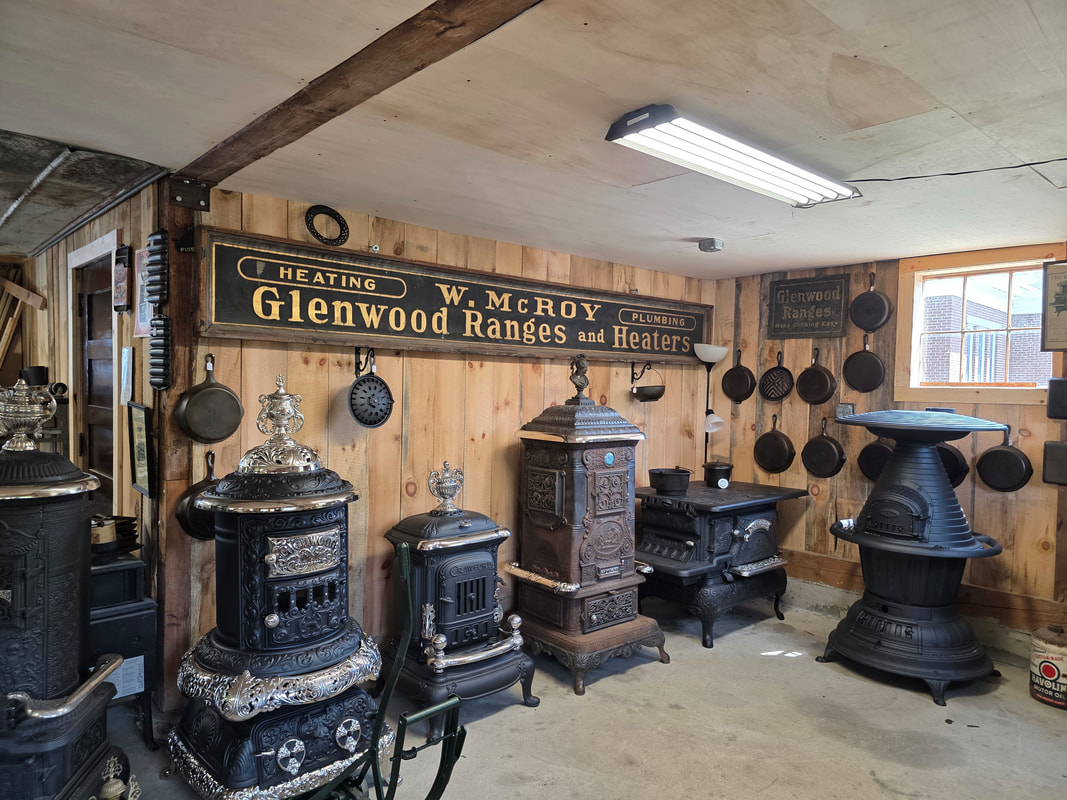 www.lapansantiquestoves.com
