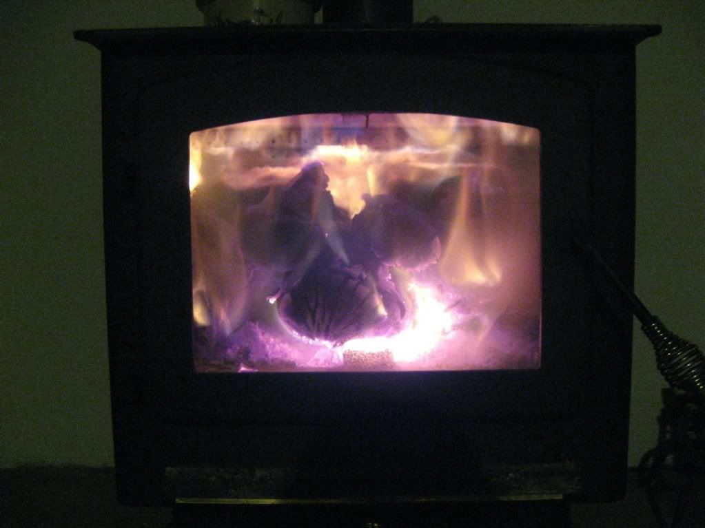 [Hearth.com] woodstove really cranking