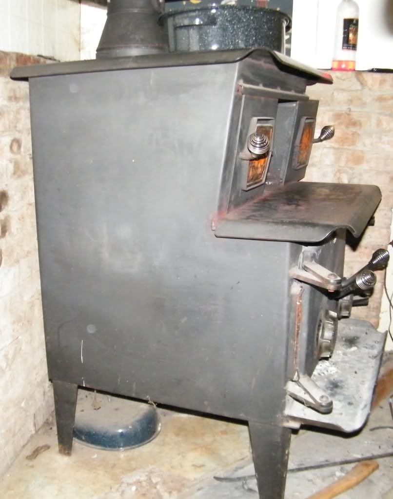 Can someone identify this stove? - YES, Bicentennial Stove