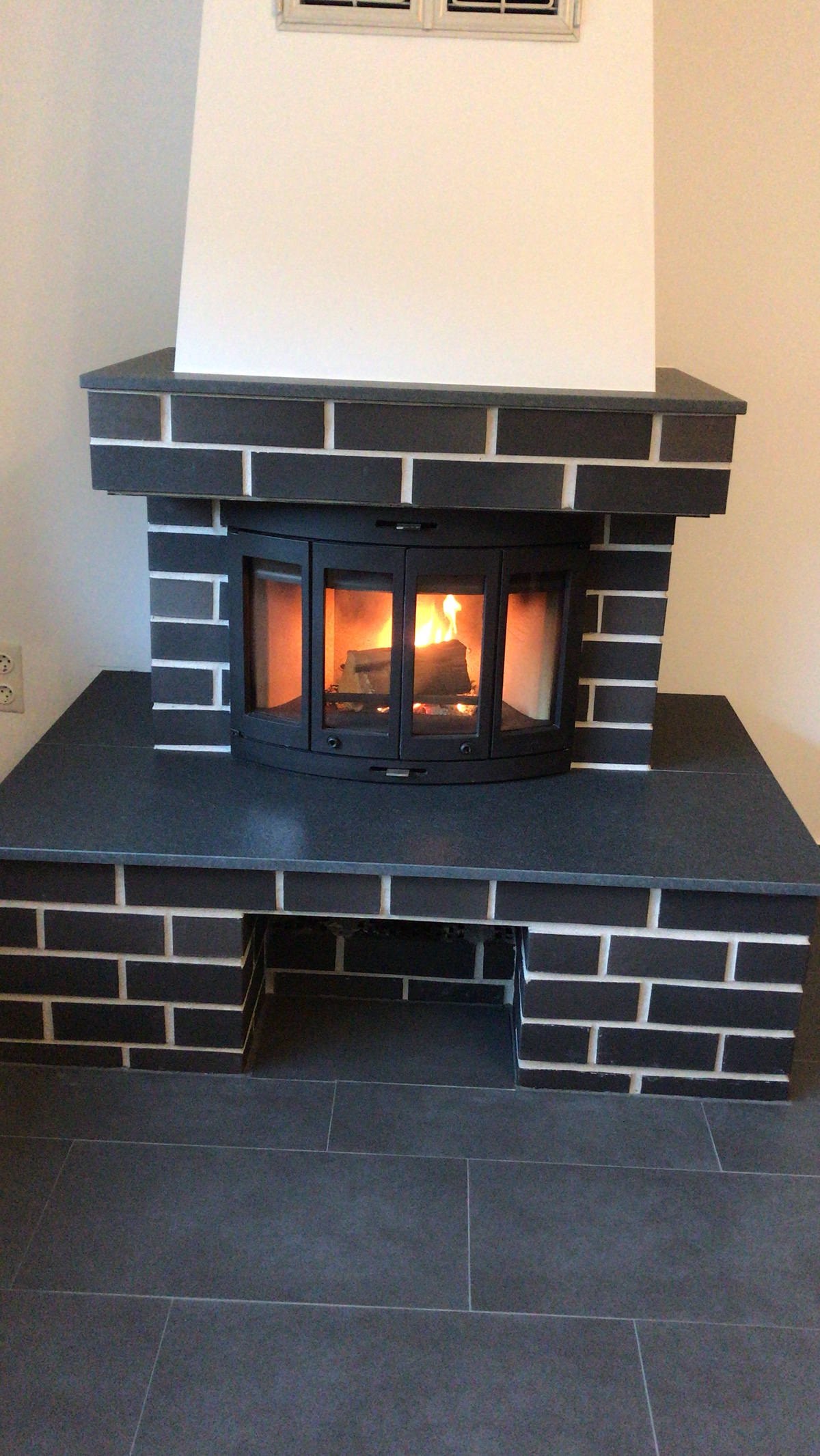 [Hearth.com] Show me your mantel and hearth
