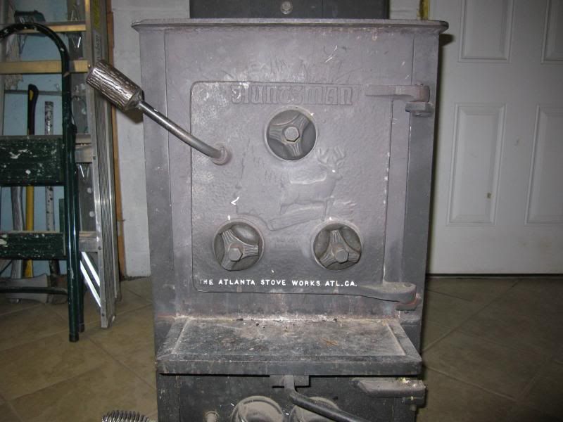 Buying a new house & this was in the basement! Huntsman Stove