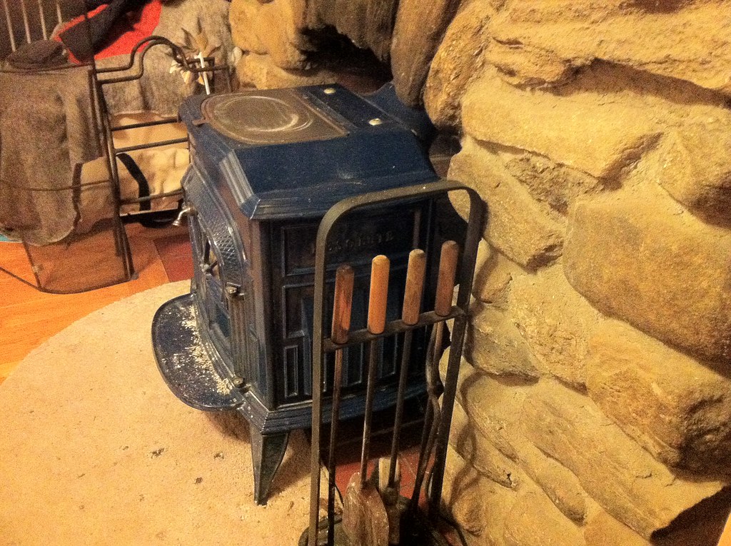 [Hearth.com] Code, clearances & fireplaces