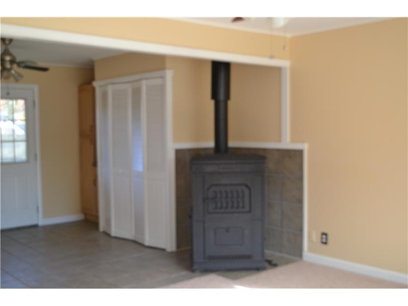 [Hearth.com] Need help identifying a stove.