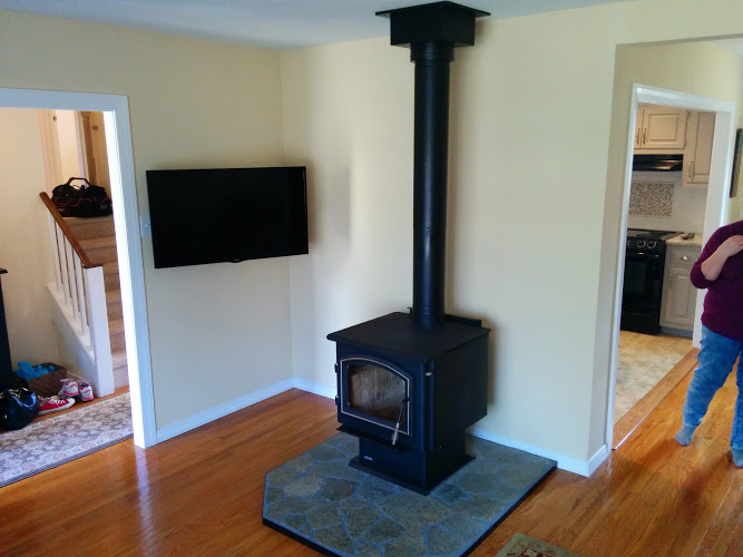 [Hearth.com] Can anyone help me with the make/model of this stove?